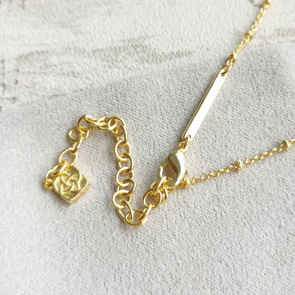 Kendra Scott Gold Red Glass Short Necklace - Ashton Heart - Picture 4 of 4